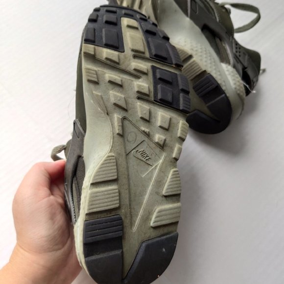 Nike Huarache Sequoia Running Sneaker Grey Youth 4 - Picture 6 of 8